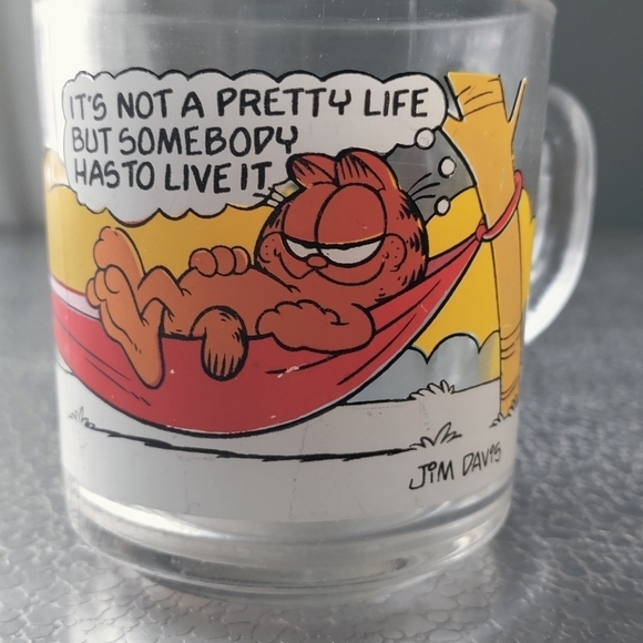 Vintage collectable McDonald's mugs set of 2 - Picture 3 of 10